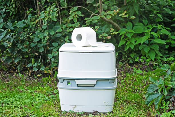 Best Portable restroom trailer rental  in Mount Pleasant, MI